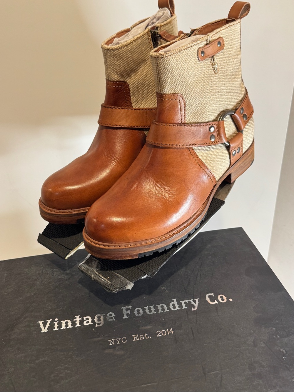 VINTAGE FOUNDRY Co. MORGAN Women's size 6 Brand new